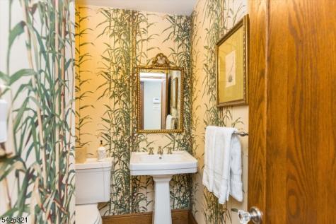 13 Ferncliff Terrace Glen Ridge Boro NJ 07028