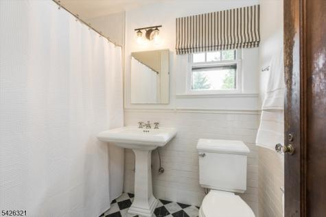 13 Ferncliff Terrace Glen Ridge Boro NJ 07028