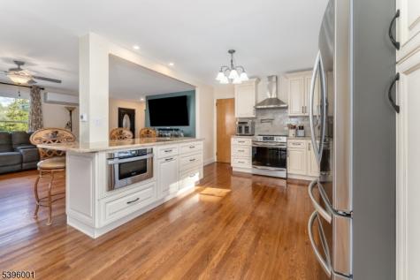 417 Mountain Road Readington NJ 08833
