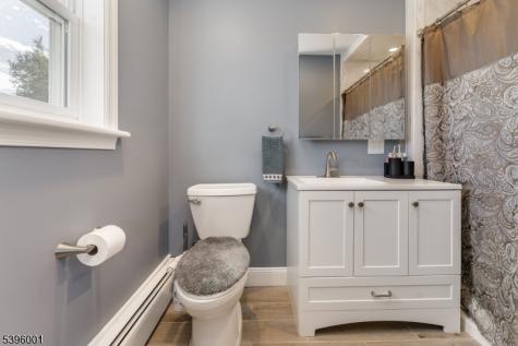 417 Mountain Road Readington NJ 08833