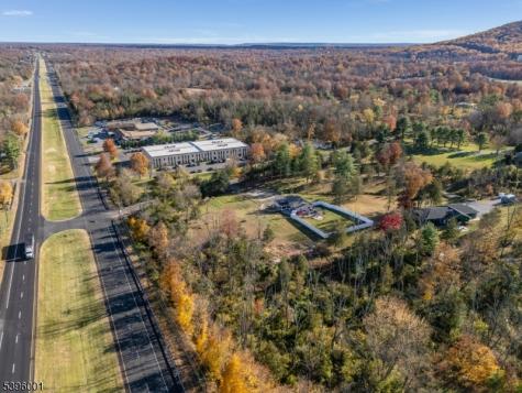 417 Mountain Road Readington NJ 08833