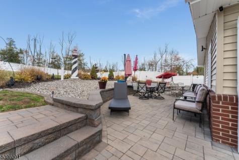 417 Mountain Road Readington NJ 08833