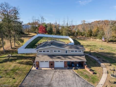 417 Mountain Road Readington NJ 08833