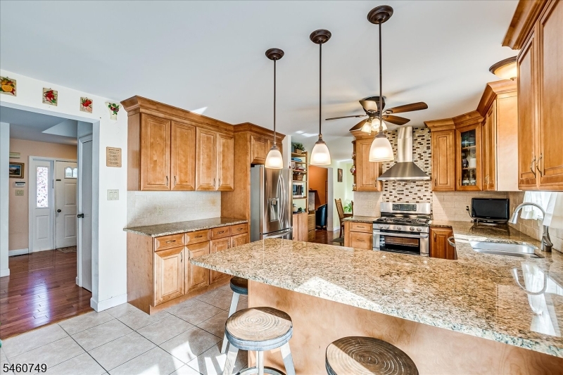 154 Dutton Street Franklin NJ 08873