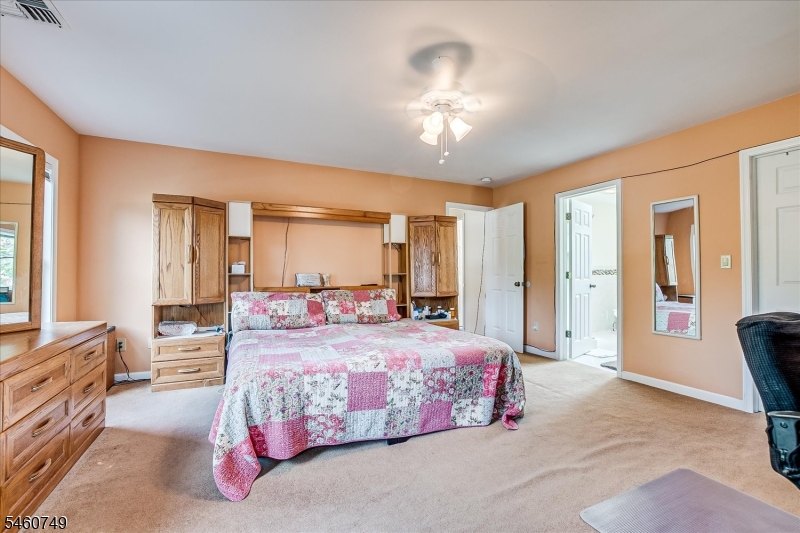 154 Dutton Street Franklin NJ 08873