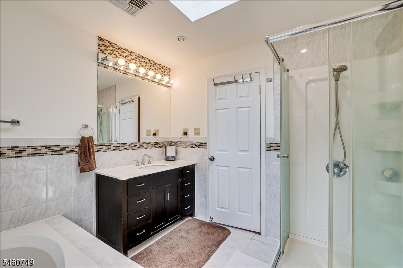 154 Dutton Street Franklin NJ 08873