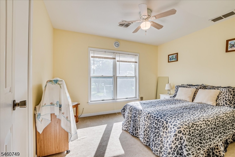 154 Dutton Street Franklin NJ 08873