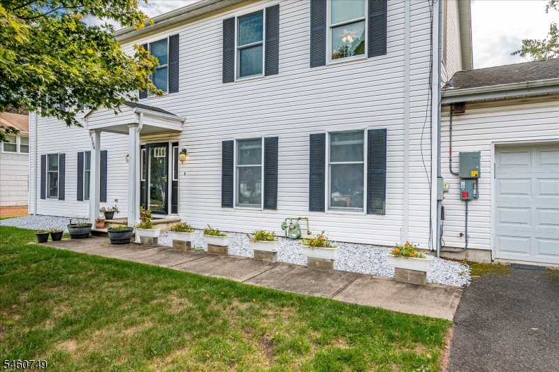 154 Dutton Street Franklin NJ 08873