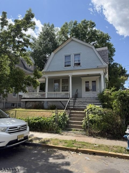 53 Chapman Place Irvington NJ 07111