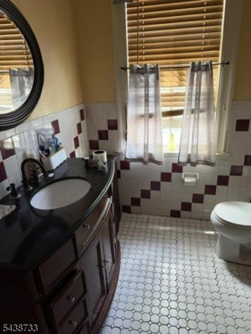 53 Chapman Place Irvington NJ 07111