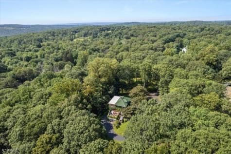 761 Backhus Estate Road Lebanon NJ 08826