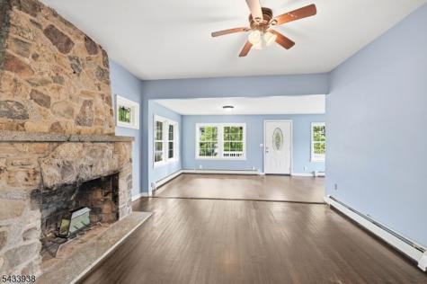 16 Morsemere Road West Milford NJ 07421