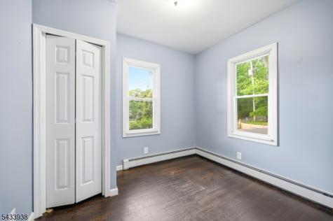 16 Morsemere Road West Milford NJ 07421