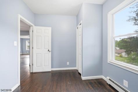 16 Morsemere Road West Milford NJ 07421