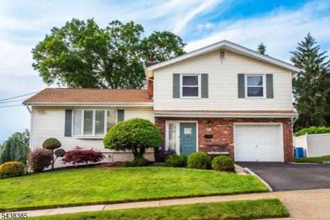 14 Stirling Lane Wayne NJ 07470