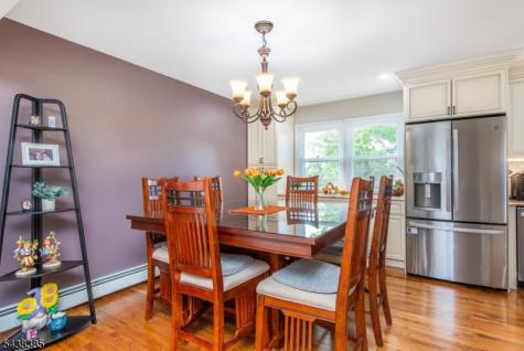 14 Stirling Lane Wayne NJ 07470