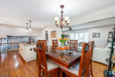 14 Stirling Lane Wayne NJ 07470