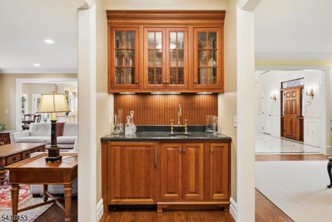 56 Will Lane Watchung NJ 07069