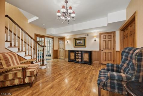 56 Will Lane Watchung NJ 07069