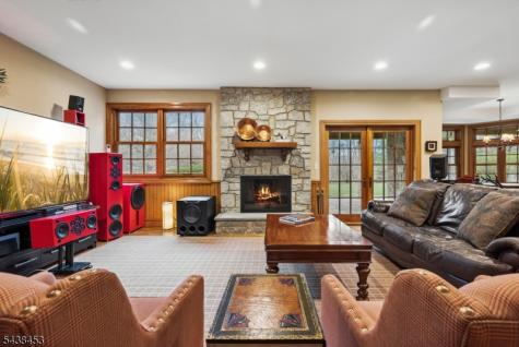 56 Will Lane Watchung NJ 07069