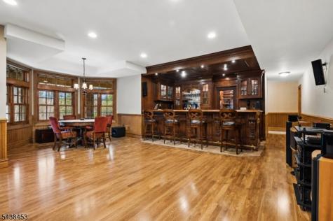 56 Will Lane Watchung NJ 07069