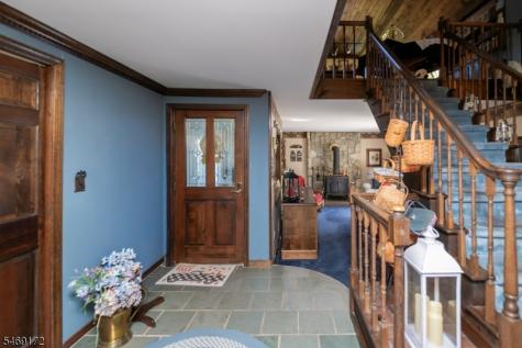 5 Collinswood Lane Knowlton NJ 07832