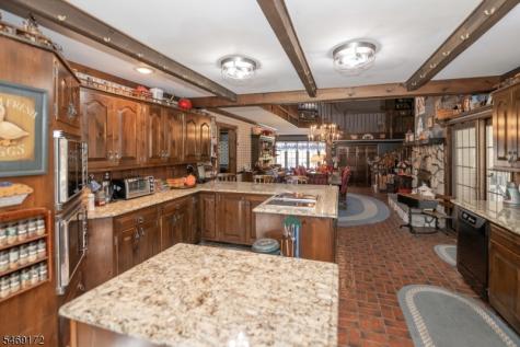 5 Collinswood Lane Knowlton NJ 07832