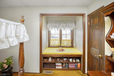 5 Collinswood Lane Knowlton NJ 07832