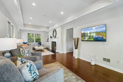 28 Coleridge Road Millburn NJ 07078