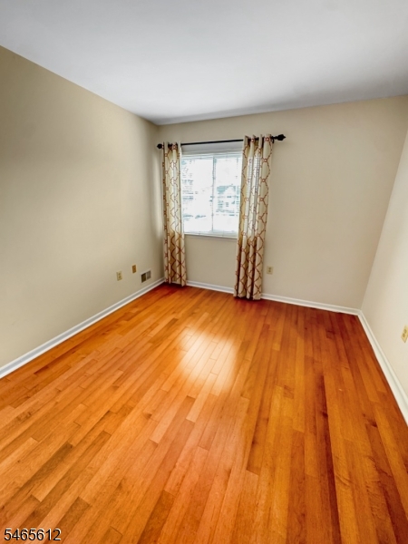 174 Buttonwood Drive Piscataway NJ 08854