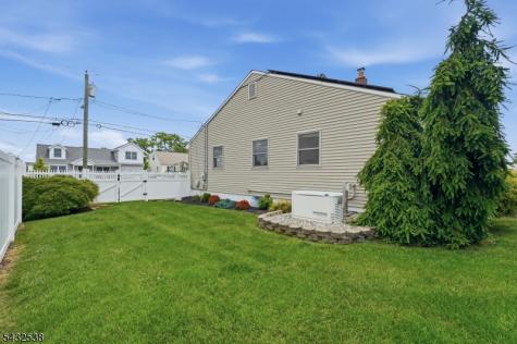 31 Middle Hill Road Woodbridge NJ 07067