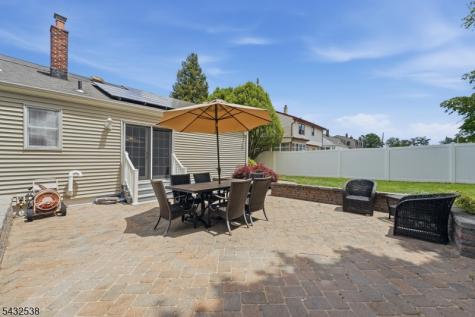31 Middle Hill Road Woodbridge NJ 07067