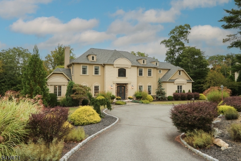 8 Pineview Lane Boonton NJ 07005