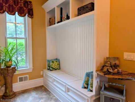 8 Pineview Lane Boonton NJ 07005
