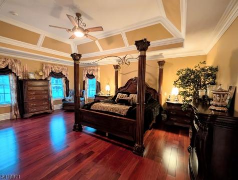 8 Pineview Lane Boonton NJ 07005