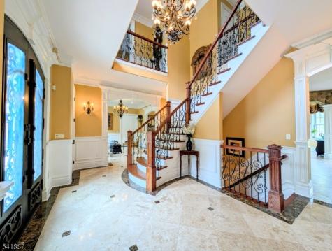8 Pineview Lane Boonton NJ 07005