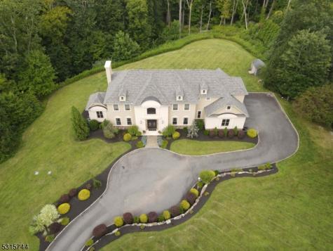 8 Pineview Lane Boonton NJ 07005