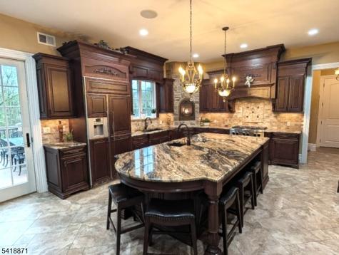 8 Pineview Lane Boonton NJ 07005