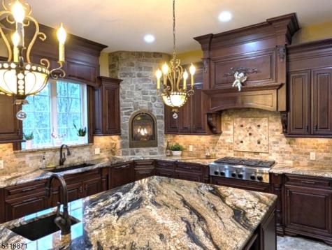 8 Pineview Lane Boonton NJ 07005