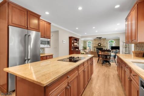 33 Saint Nickolas Way Bernards NJ 07920