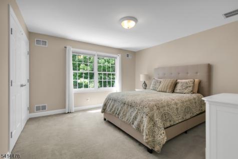 33 Saint Nickolas Way Bernards NJ 07920