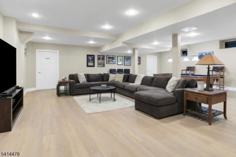 33 Saint Nickolas Way Bernards NJ 07920