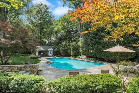 33 Saint Nickolas Way Bernards NJ 07920