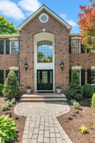 33 Saint Nickolas Way Bernards NJ 07920