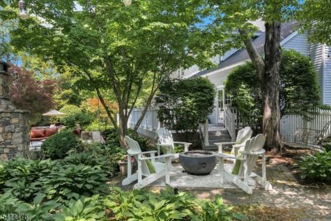33 Saint Nickolas Way Bernards NJ 07920