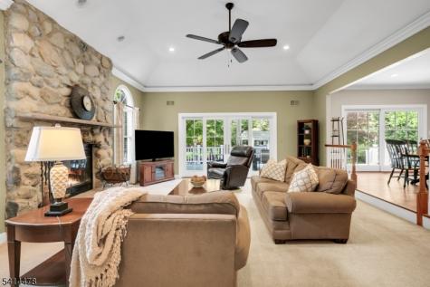 33 Saint Nickolas Way Bernards NJ 07920