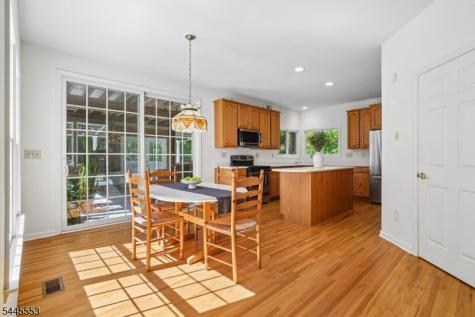 21 Misty Lane Green NJ 07821