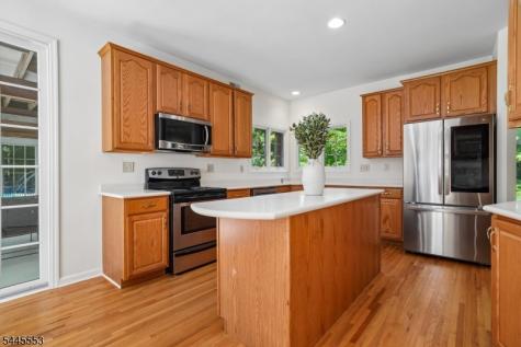 21 Misty Lane Green NJ 07821