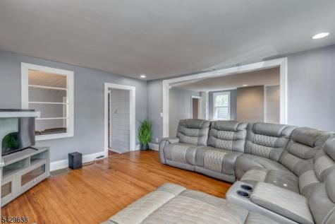 15 E 2nd Street Moorestown NJ 08057