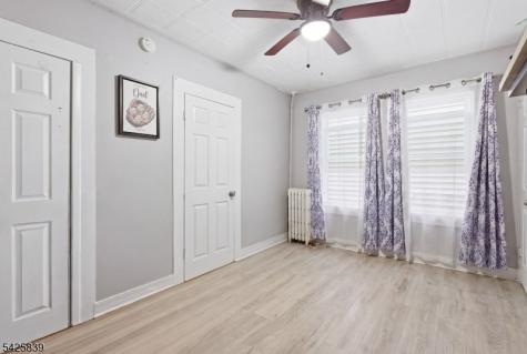 83 Hamilton Street East Orange NJ 07017